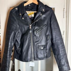 Women's Schott Perfecto Black Lambskin Leather Jacket Medium - RUNS SMALL